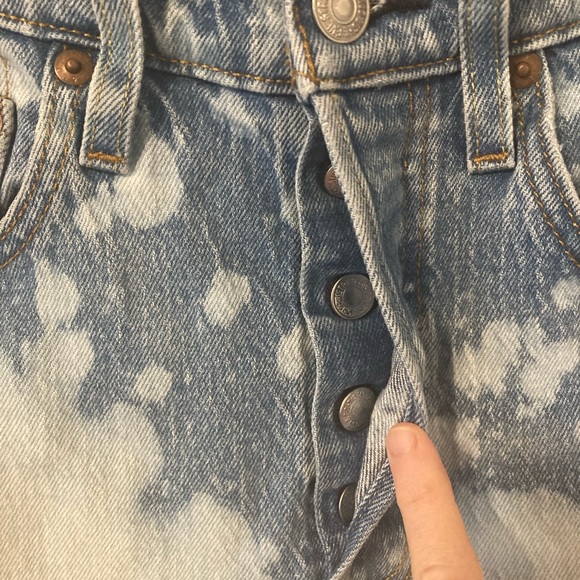 Levi’s 501 Jeans Skinny Bleached Womens Size 27x28 Buttonfly - Picture 2 of 11